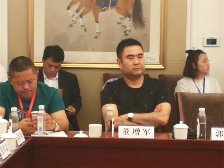 百年董氏走進“天下第一村”華西村——《第四屆中國民營經濟華西論壇暨優秀民營企業家風采展播》 